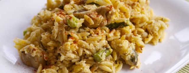 Wowwee, wow, wowwzers, wow! That is what went through my head when tasting Creamy Lemon Orzo Risotto with Chicken. So, so pleased with myself for putting this lovely dish together....